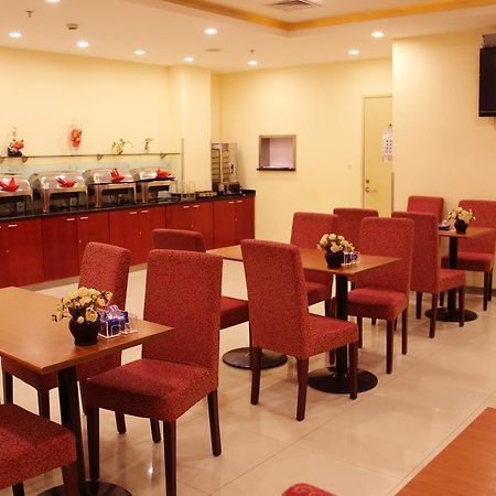 Hanting Express Shanghai Jinqiao Middle Yanggao Road Bagian luar foto